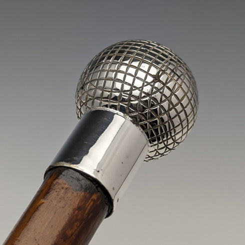 Circa 1900 British antique gentleman's walking stick, golf ball shaped, round handle, 88cm